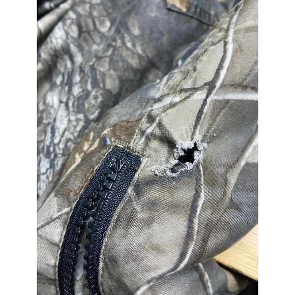 Field and Stream Pants Mens Large Pull on Lined Cargo Camoflauge Hunting Damaged - Picture 10 of 11